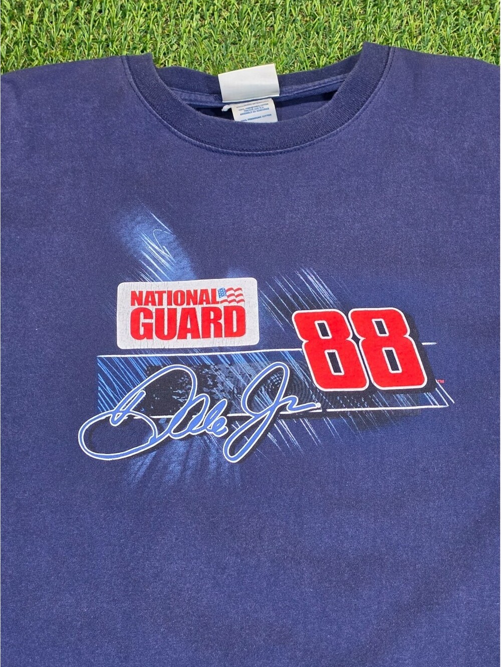 Vintage Dale Jr. National Guard #88 NASCAR T-Shirt XL Chase Authentics 2007